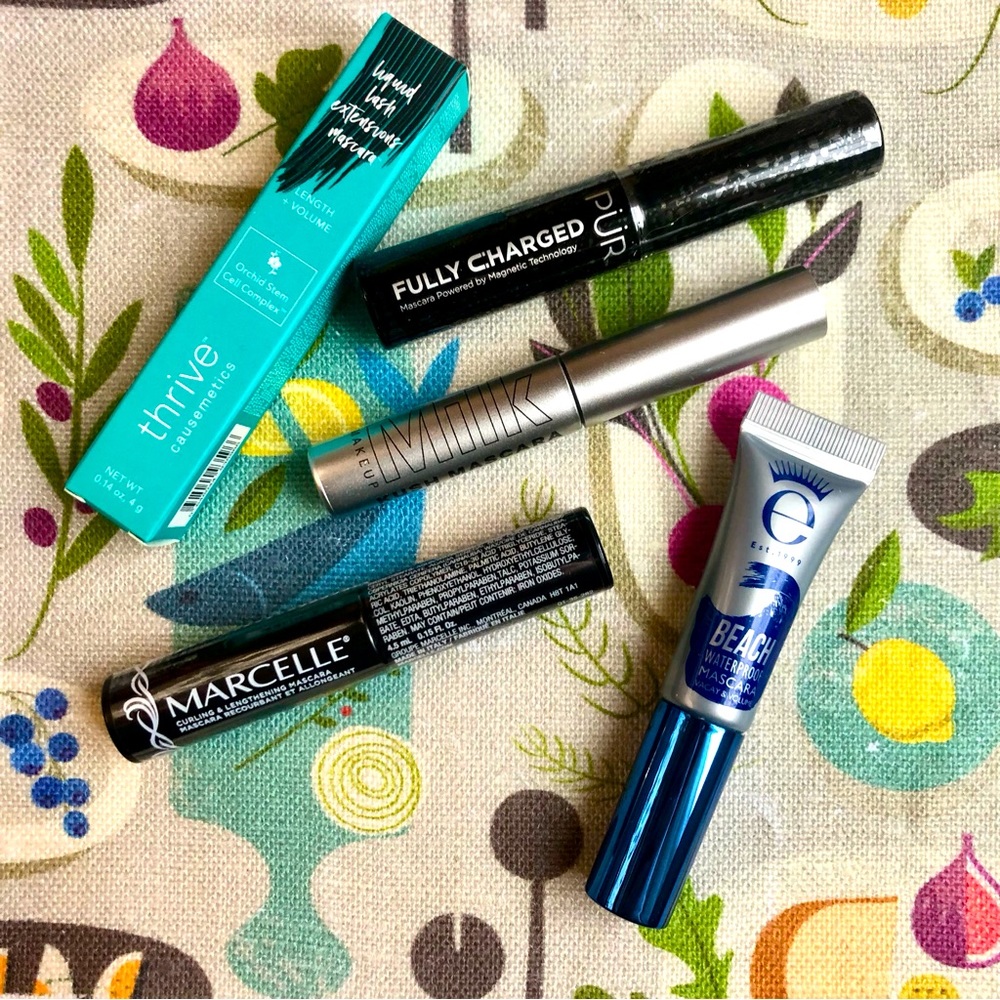 NEW 5-piece Mascara Samples + Gold Sequined Zipper Bag